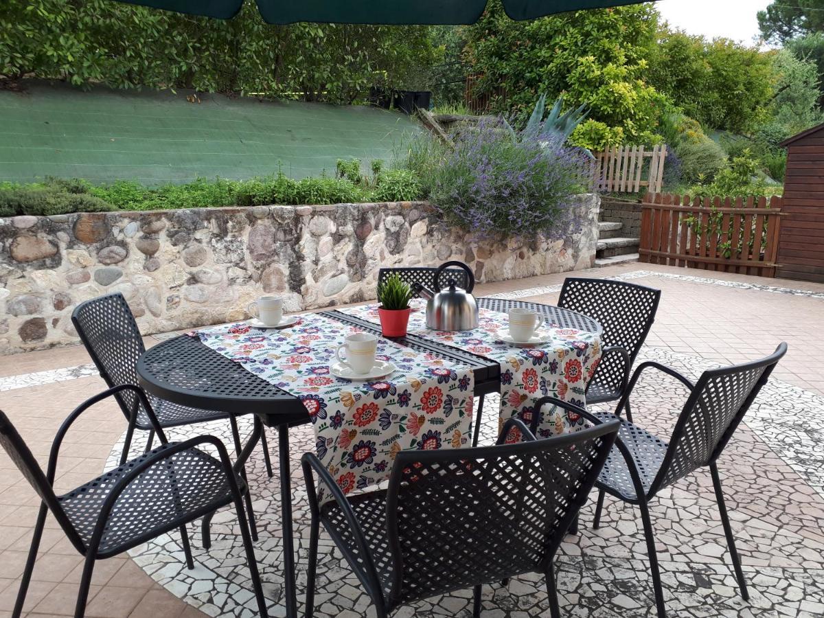 Appartamento Con Giardino A Cisano Di Bardolino Bagian luar foto